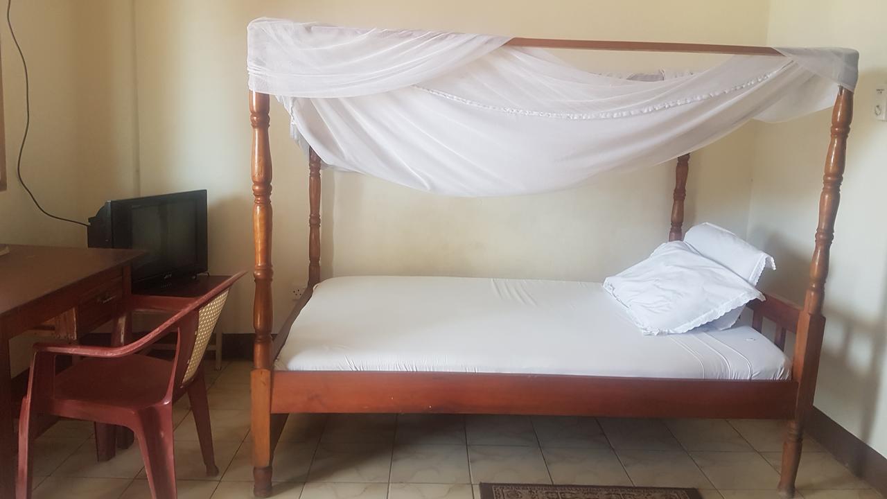 Dodoma Serene Hotel Момбаса Екстер'єр фото